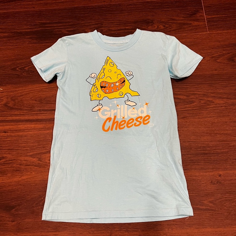 Goodie Two Sleeves Women’s Medium “Grilled Cheese” Tee